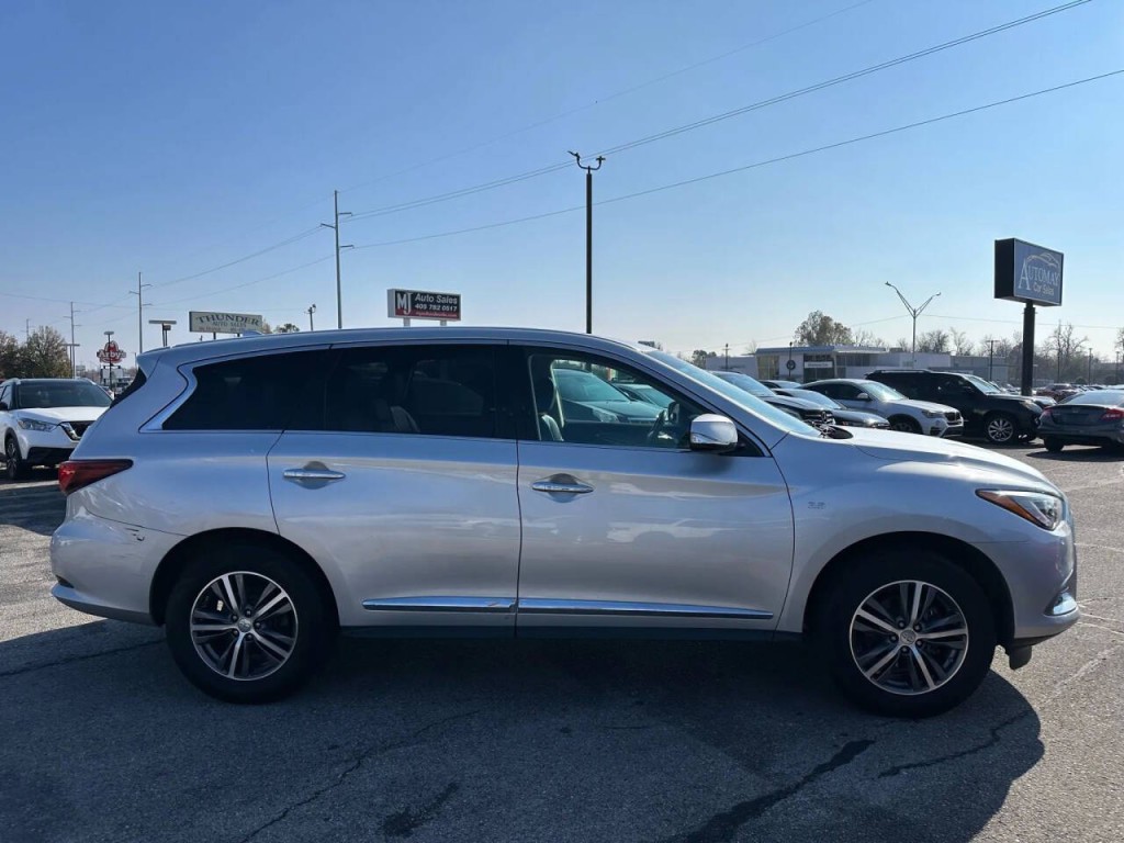2016 INFINITI QX60 Image 32