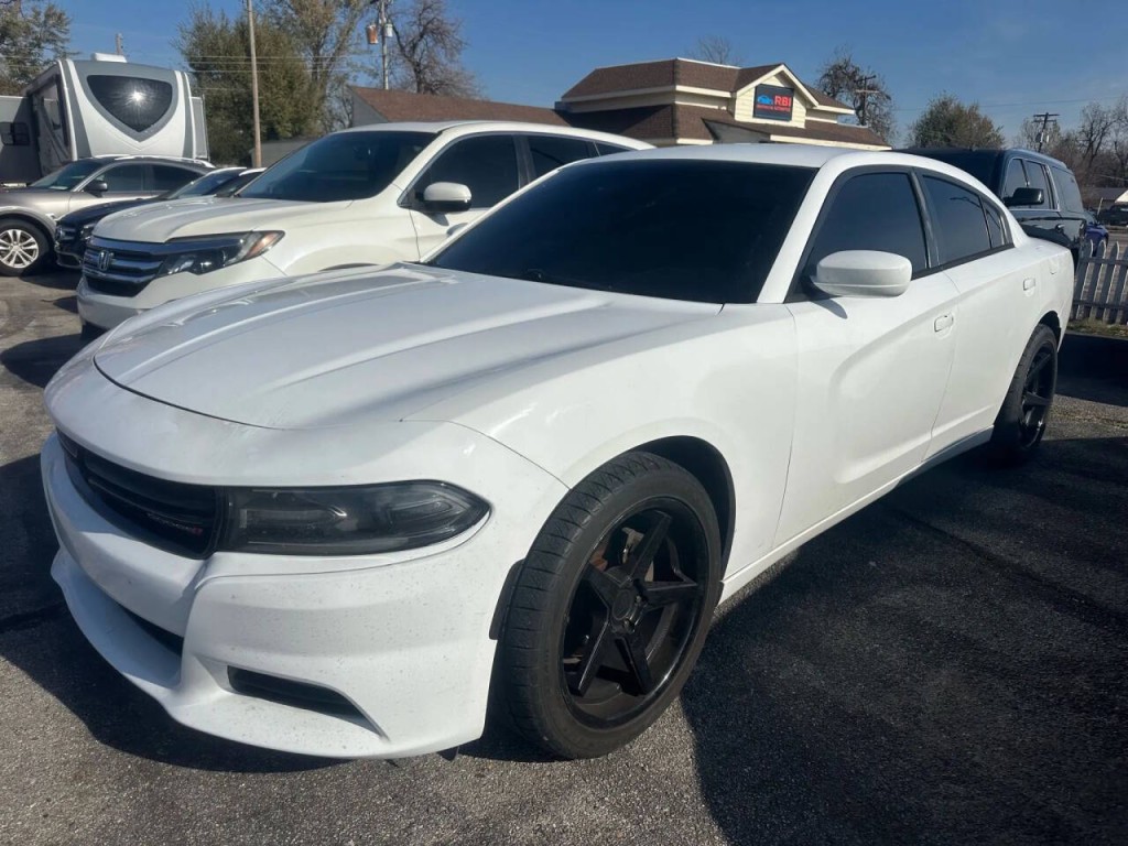 2015 Dodge Charger Image 1