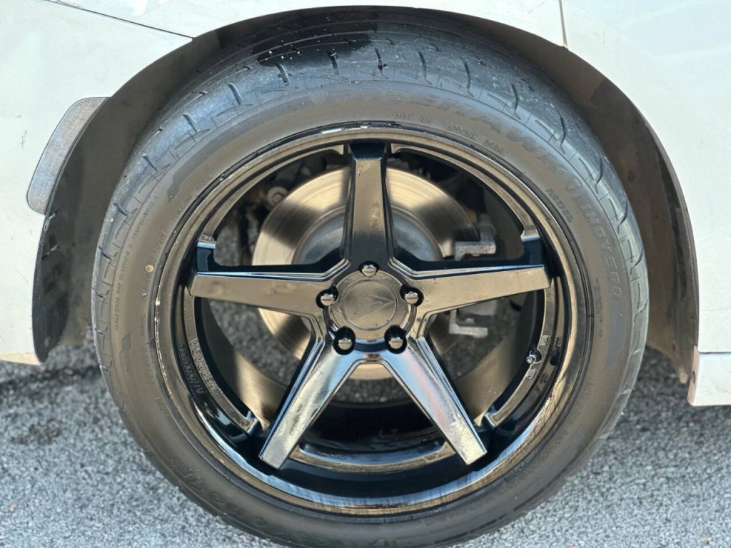 2015 Dodge Charger Image 24