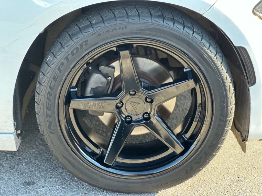 2015 Dodge Charger Image 25