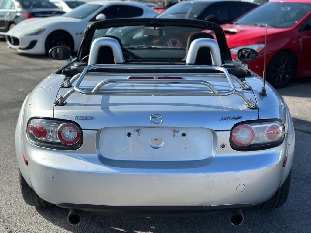2007 Mazda MX-5 Miata Image 11