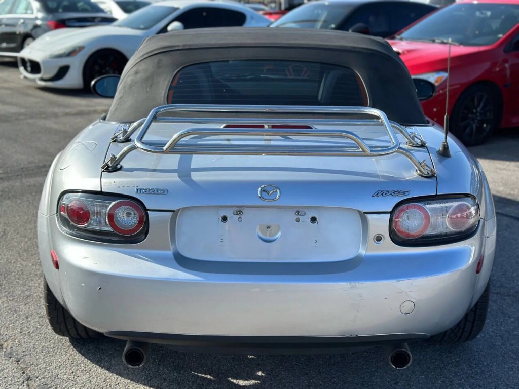 2007 Mazda MX-5 Miata Image 12