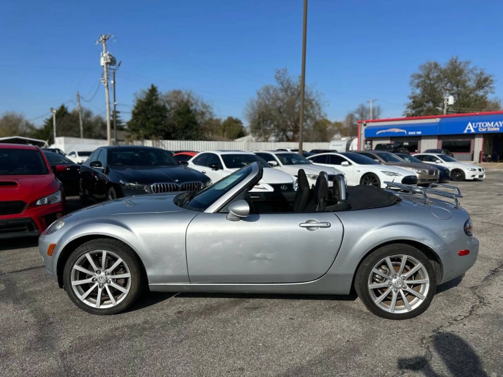 2007 Mazda MX-5 Miata Image 15