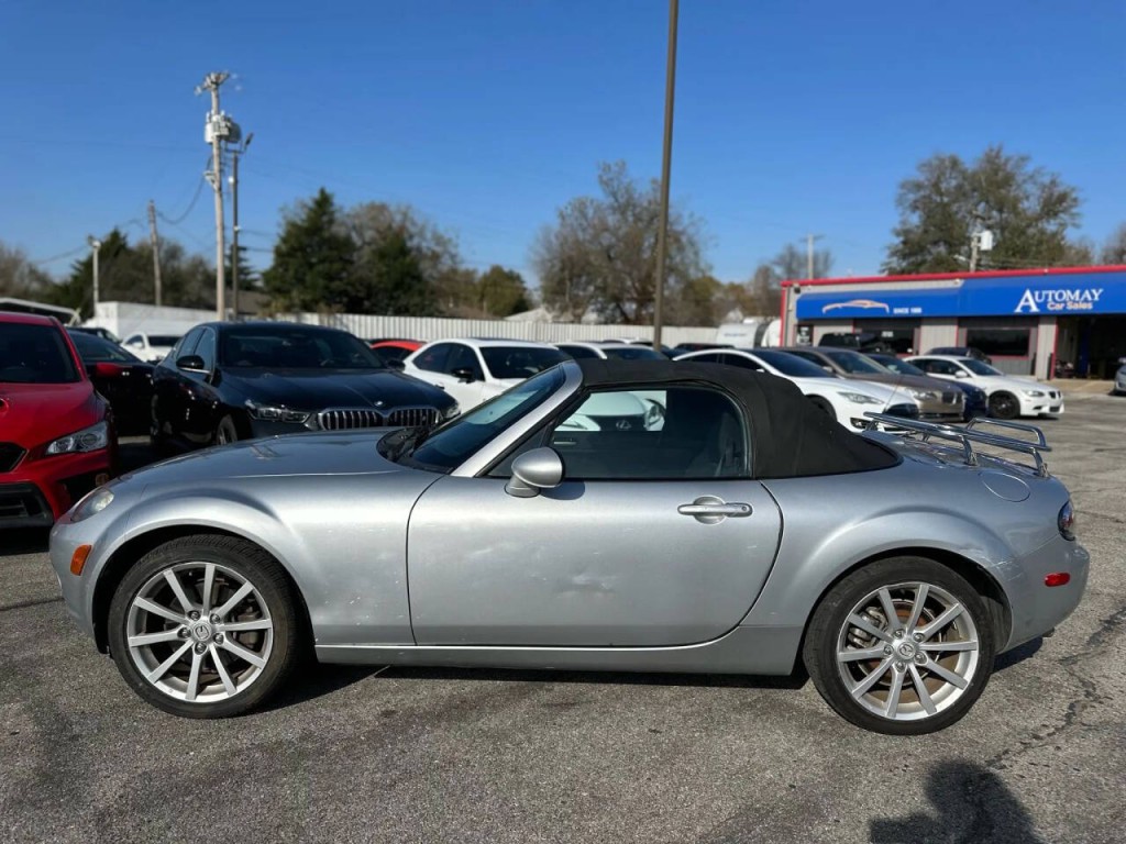 2007 Mazda MX-5 Miata Image 16