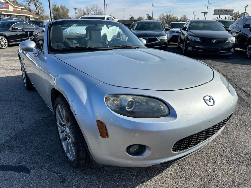 2007 Mazda MX-5 Miata Image 32