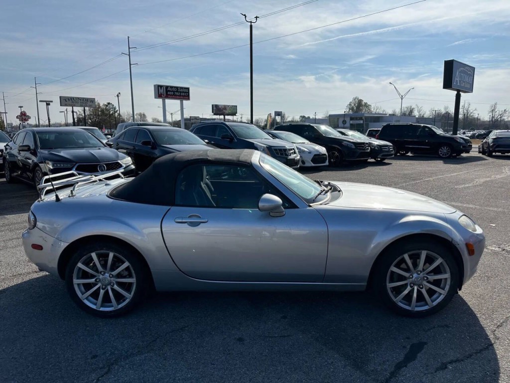 2007 Mazda MX-5 Miata Image 35
