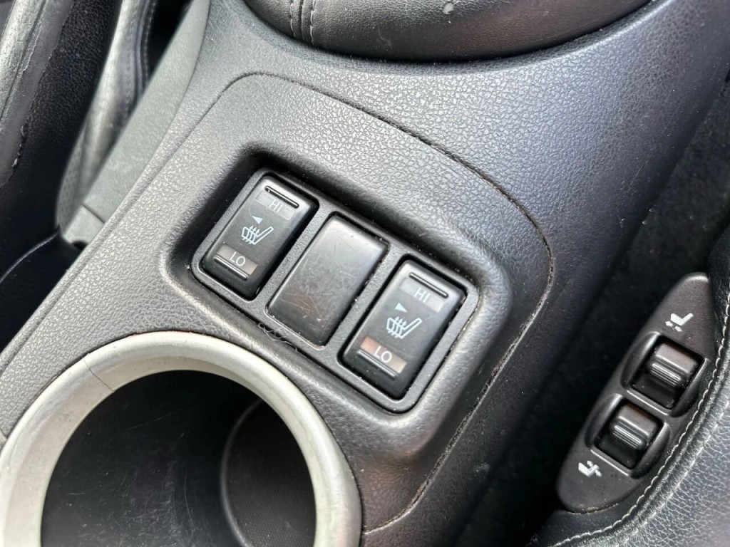 2015 Nissan 370Z Image 21