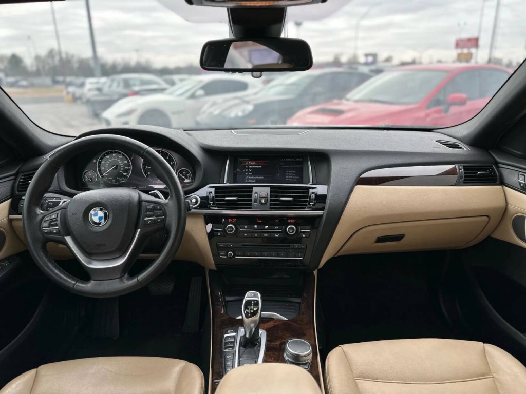 2018 BMW X4 Image 12