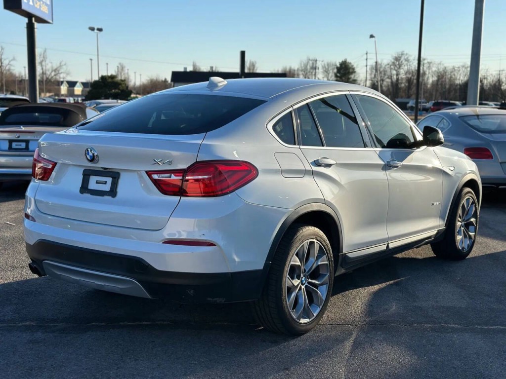 2018 BMW X4 Image 6
