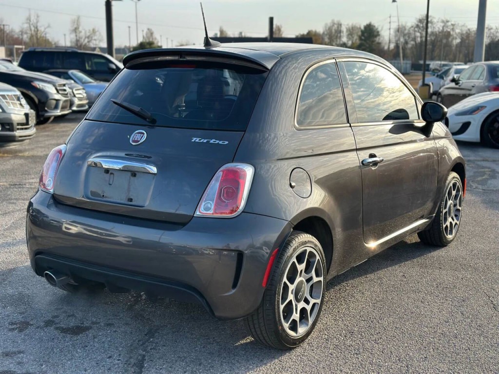 2018 FIAT 500 Image 5