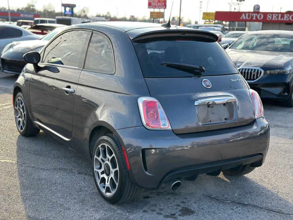 2018 FIAT 500 Image 7