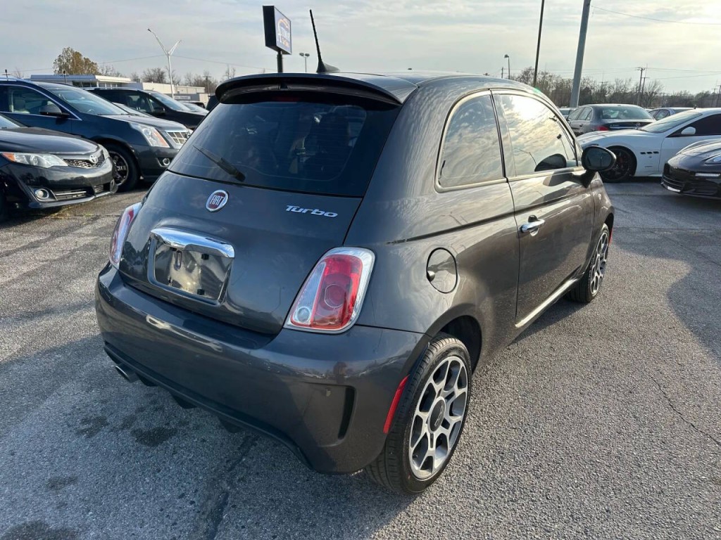 2018 FIAT 500 Image 25