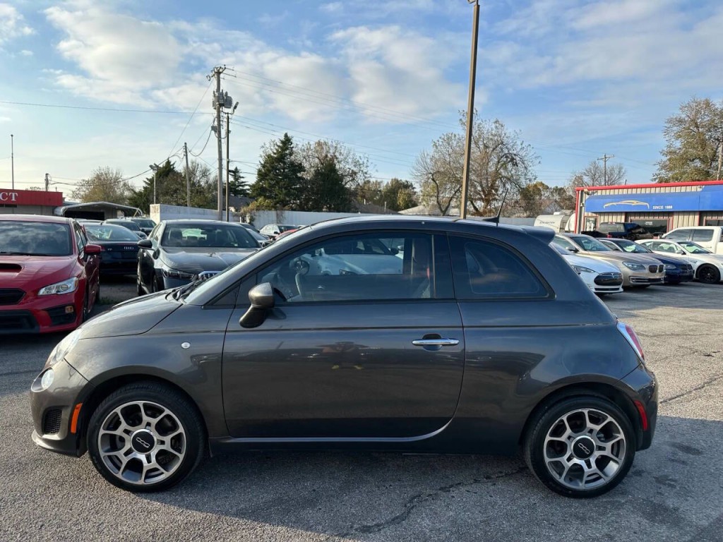 2018 FIAT 500 Image 29