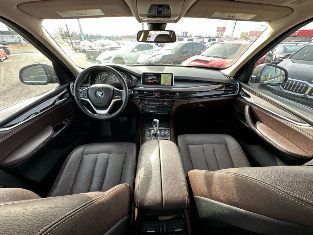2016 BMW X5 Image 2