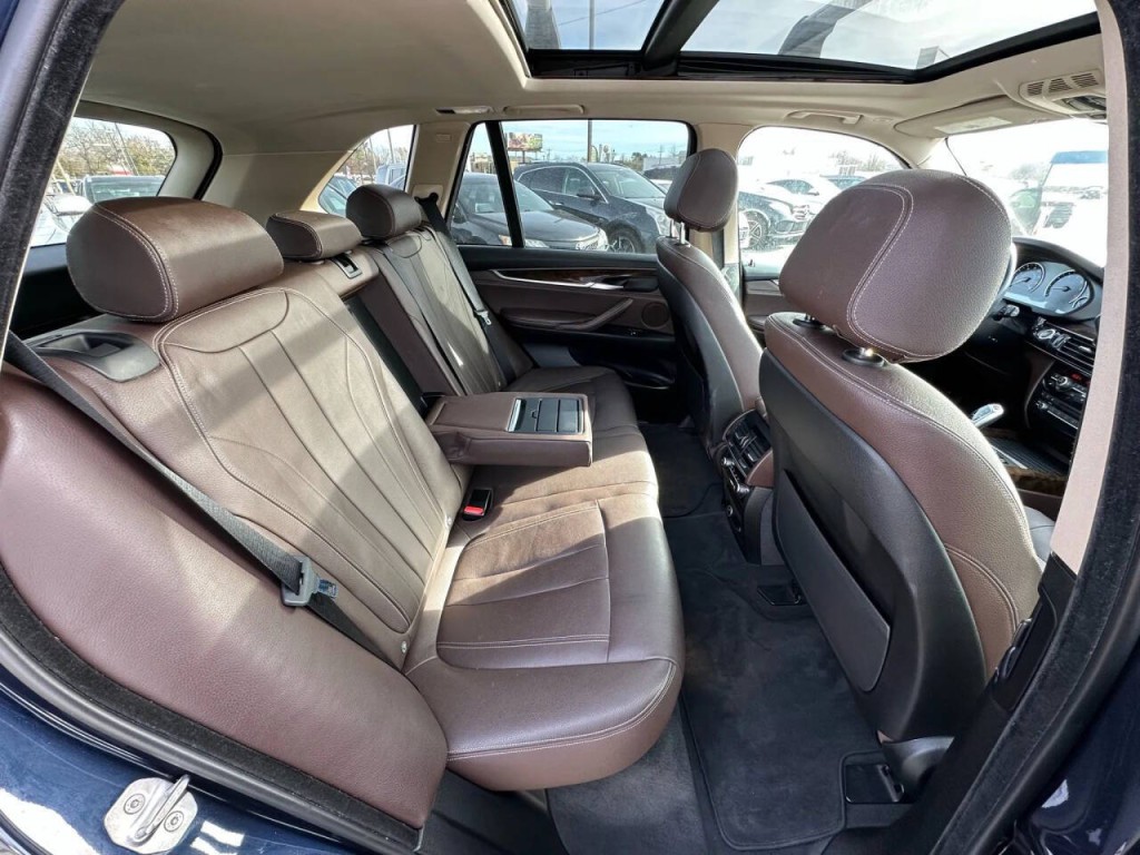 2016 BMW X5 Image 14