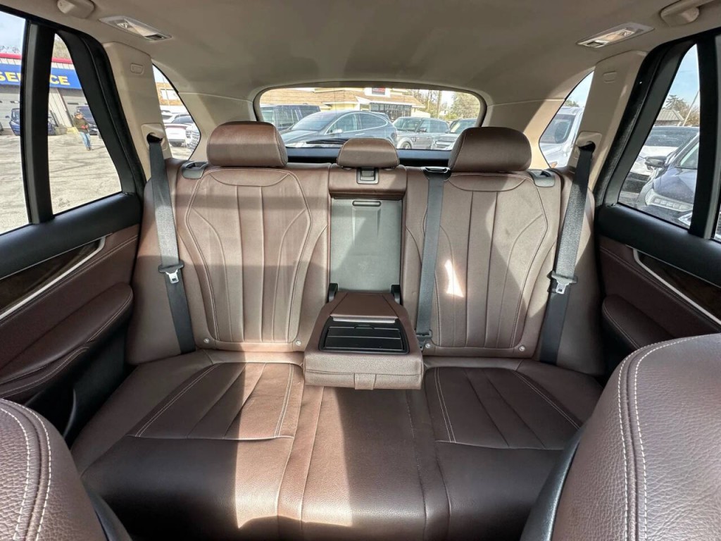 2016 BMW X5 Image 15