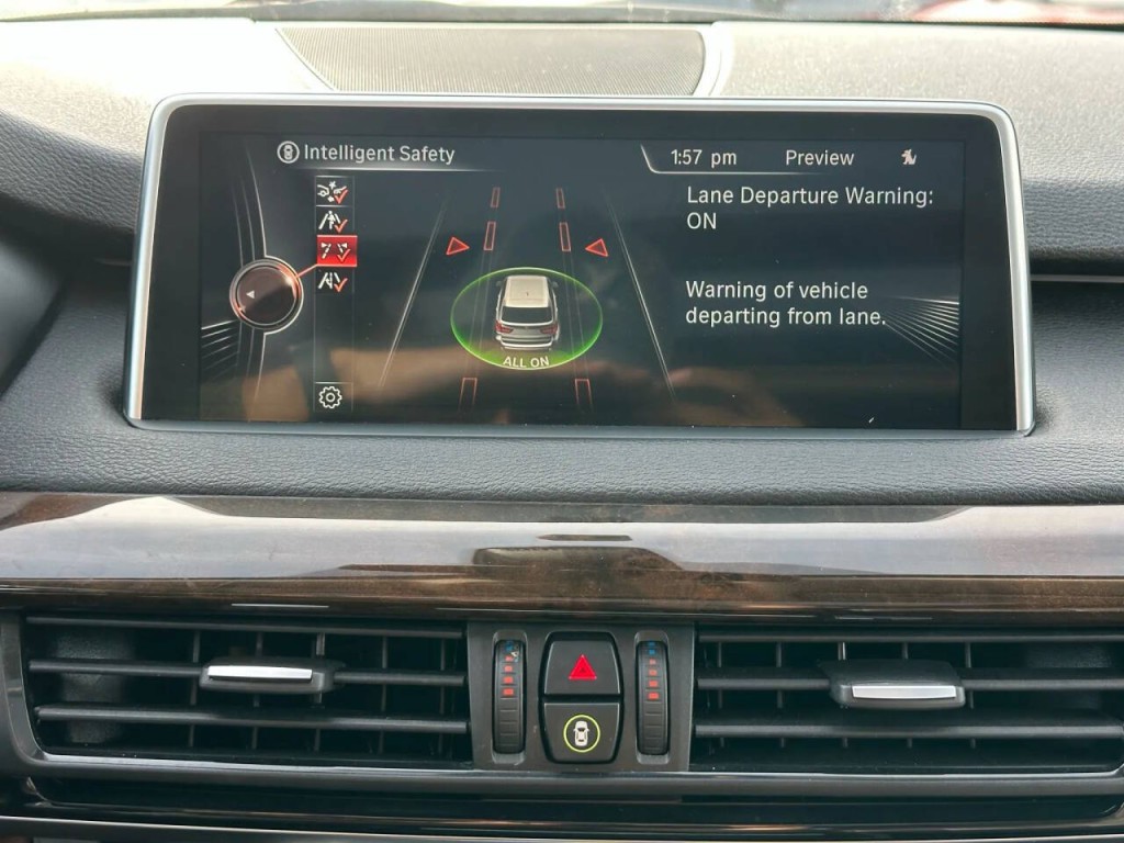 2016 BMW X5 Image 38