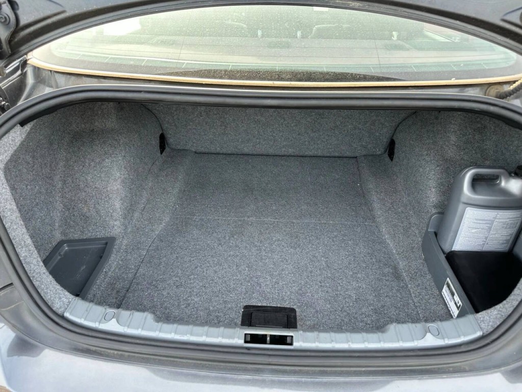 2007 BMW 3 Series Image 18