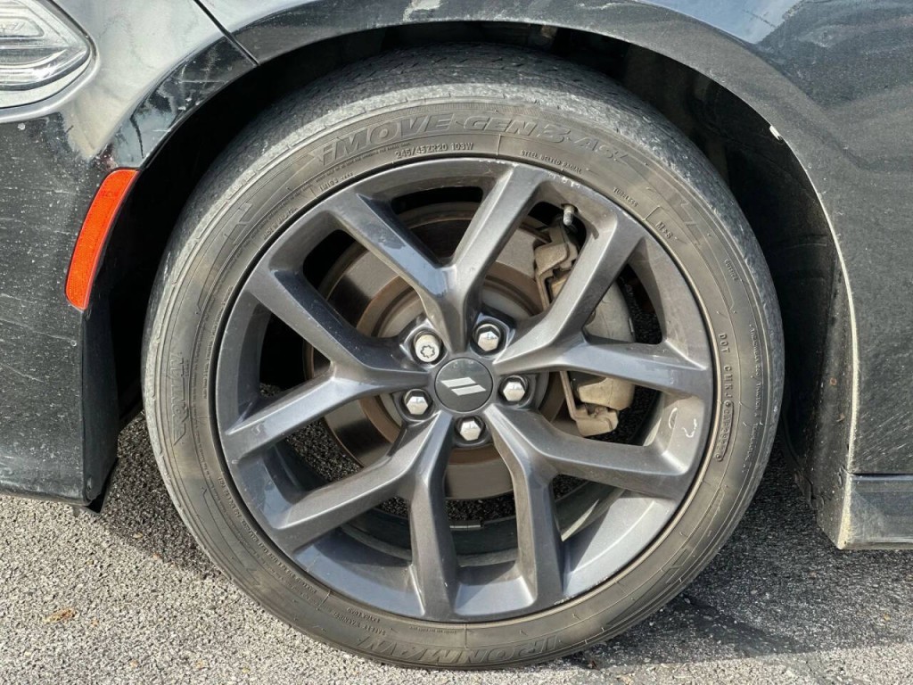 2021 Dodge Charger Image 12