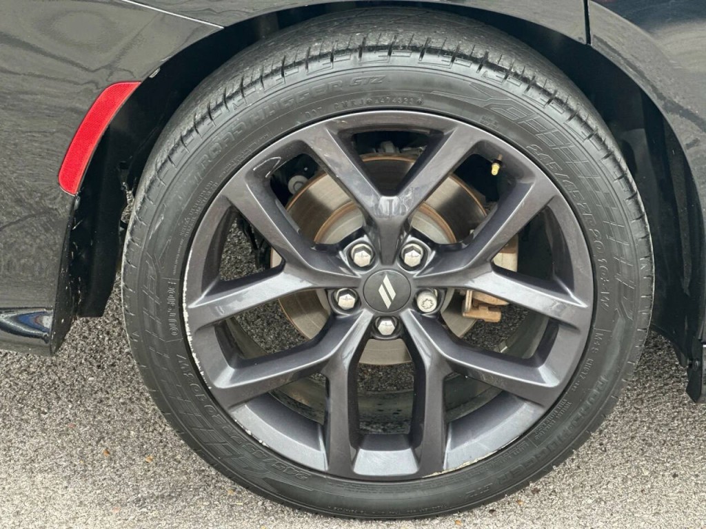 2021 Dodge Charger Image 25