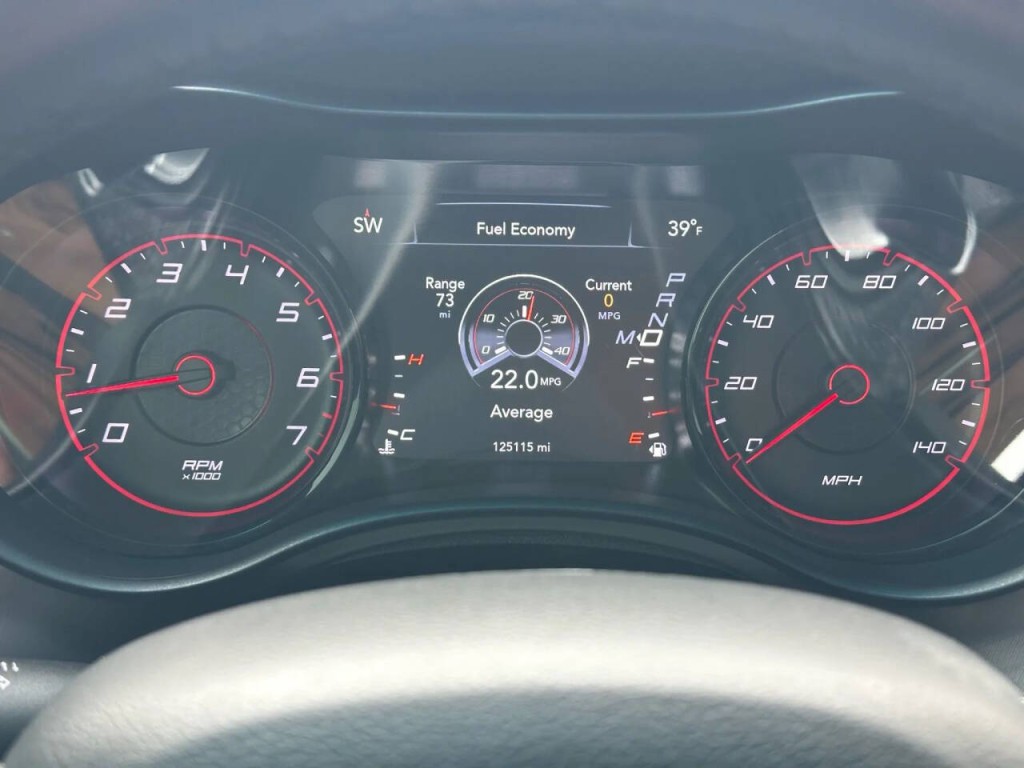 2021 Dodge Charger Image 38