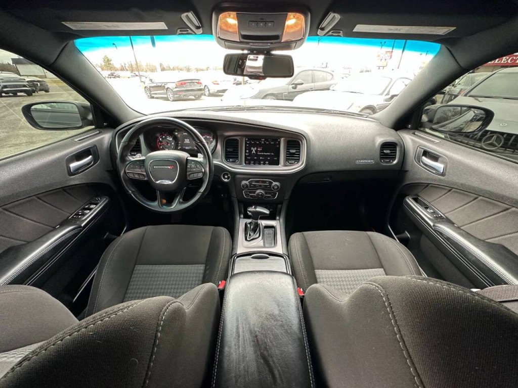 2021 Dodge Charger Image 11