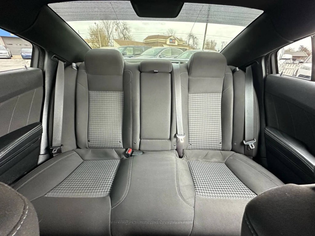 2021 Dodge Charger Image 16