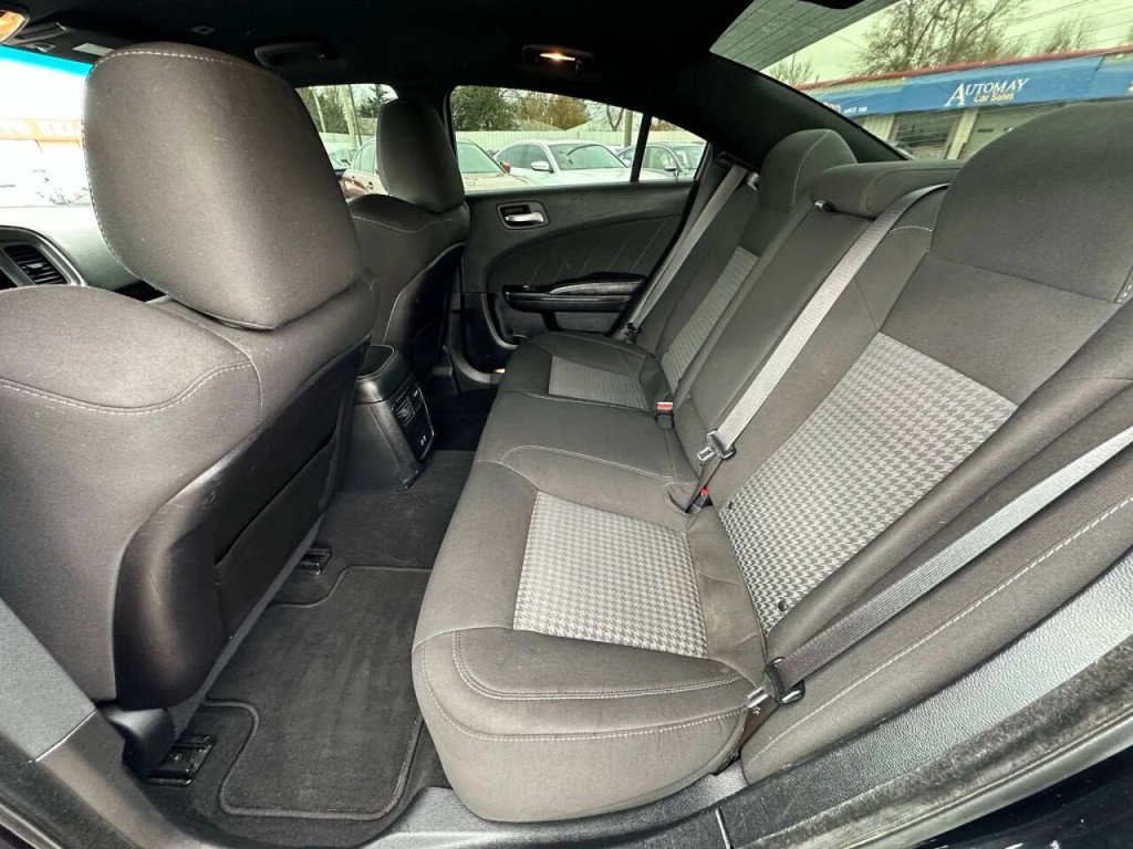 2021 Dodge Charger Image 17