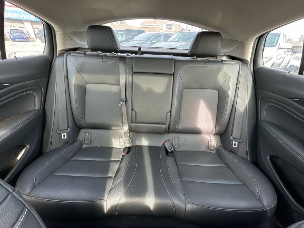 2018 Buick Regal Image 16