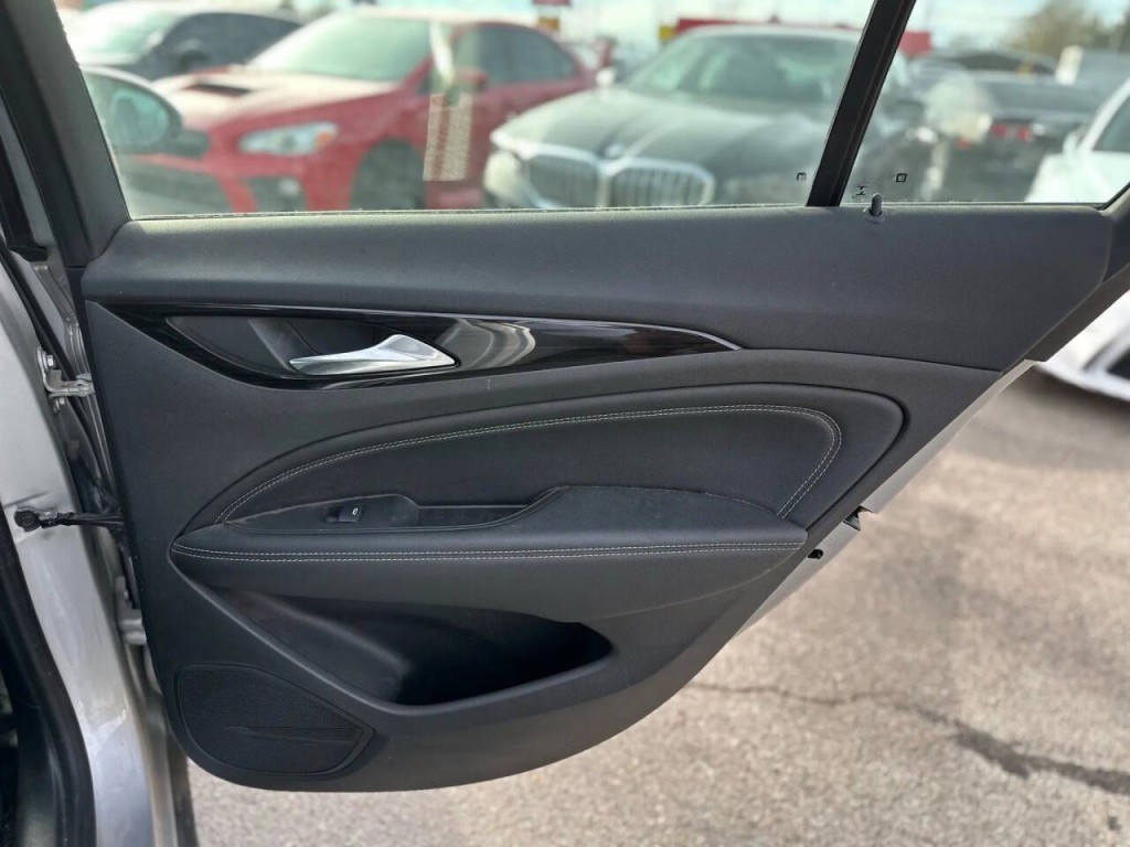 2018 Buick Regal Image 21