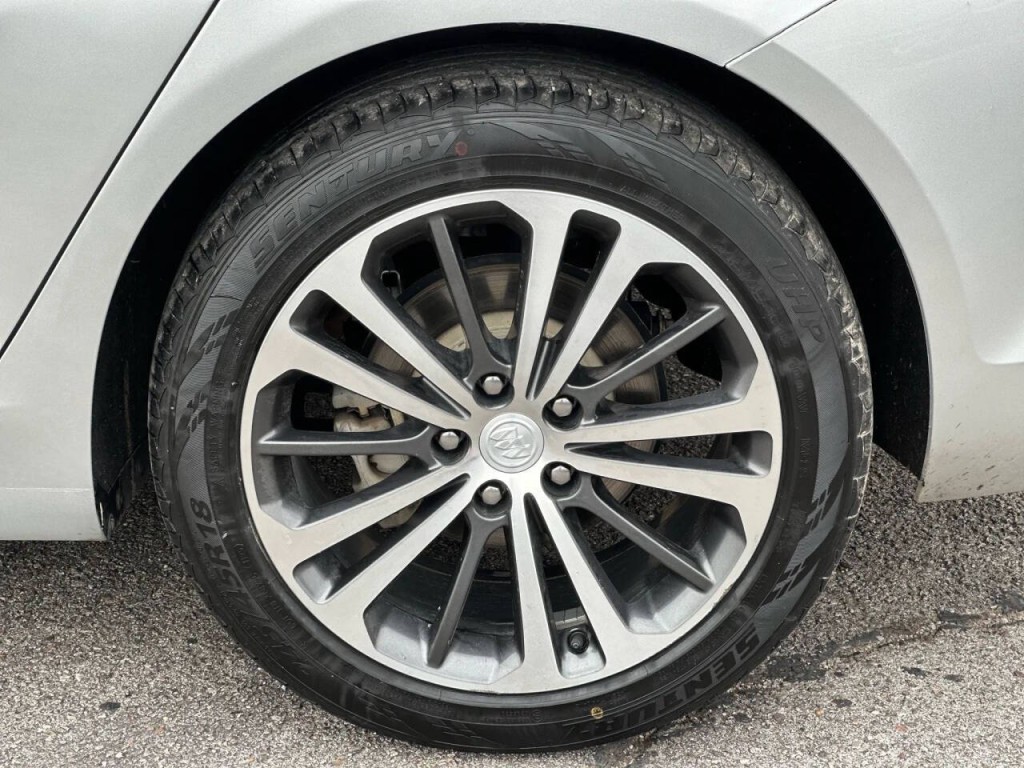 2018 Buick Regal Image 28