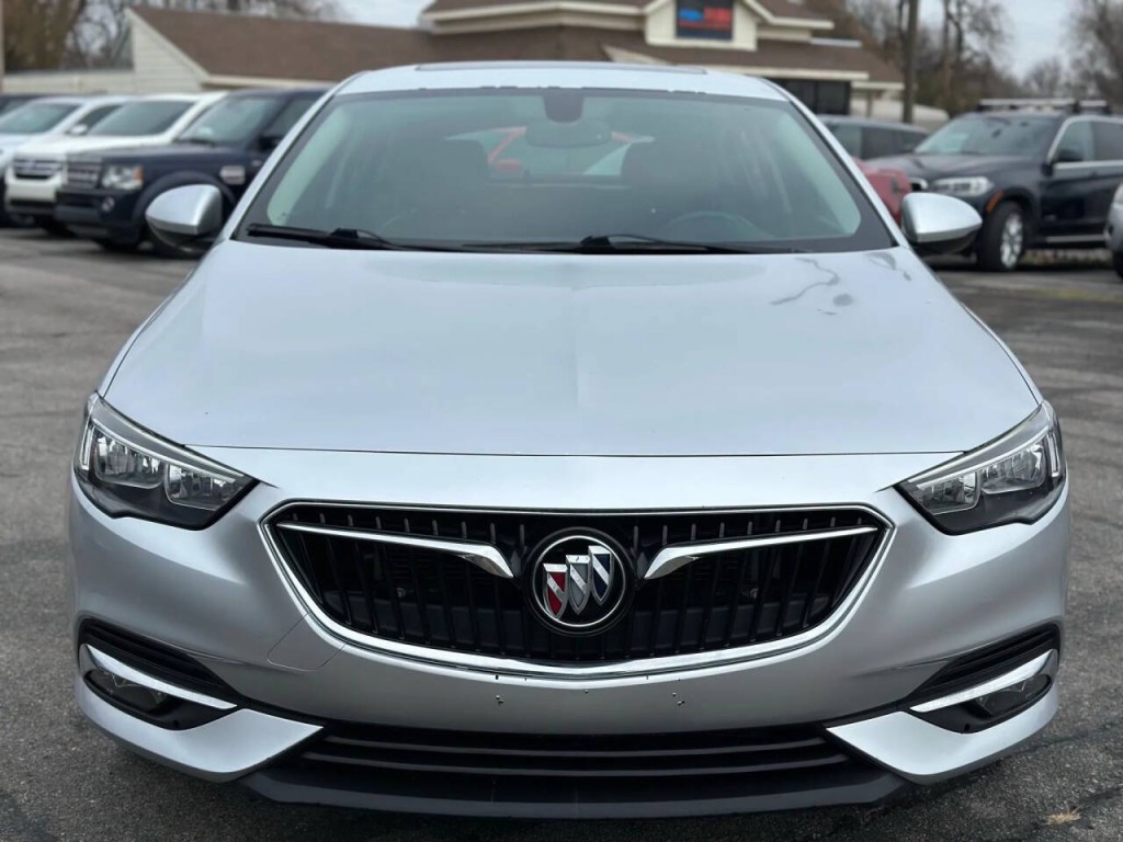 2018 Buick Regal Image 3