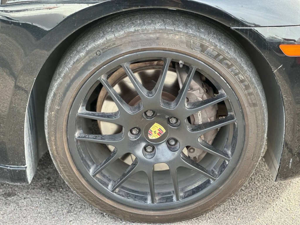 2016 Porsche Panamera Image 23