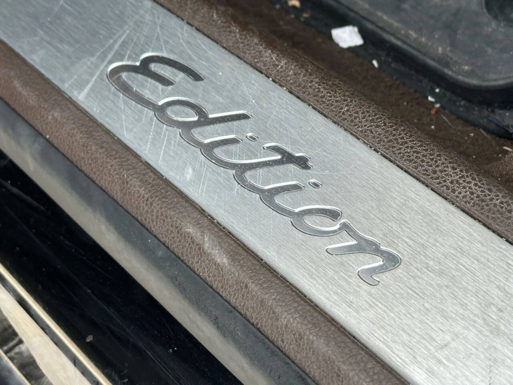 2016 Porsche Panamera Image 27