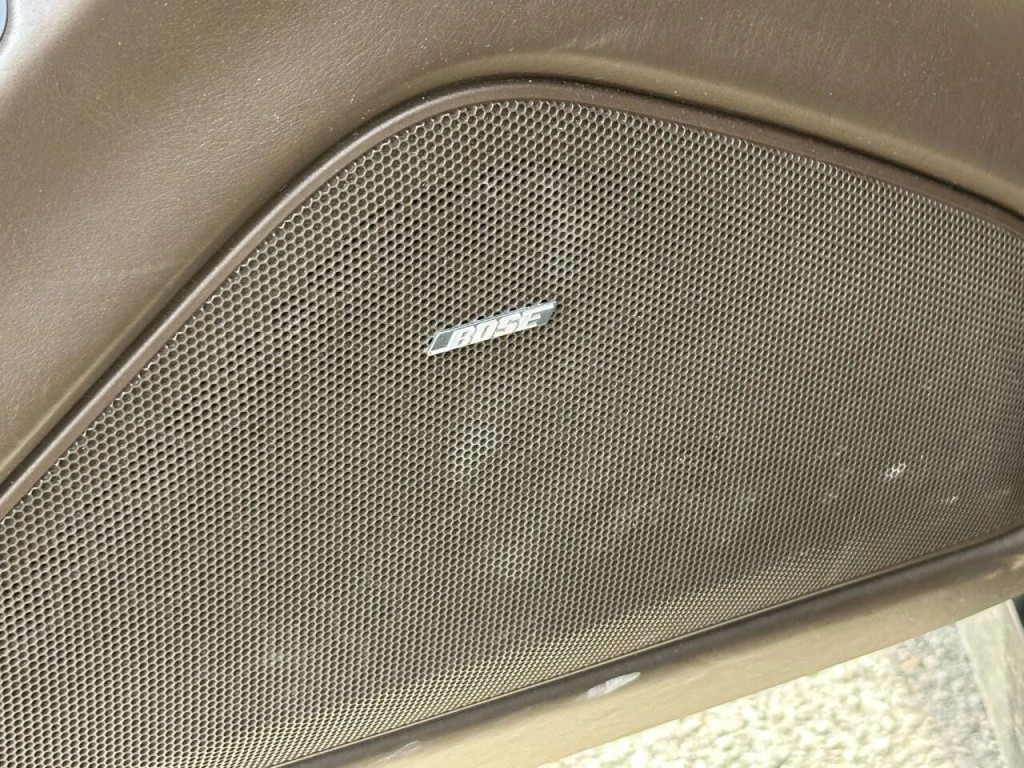 2016 Porsche Panamera Image 28