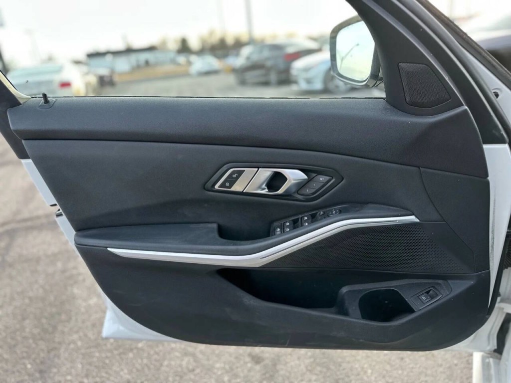 2020 BMW 3 Series Image 22