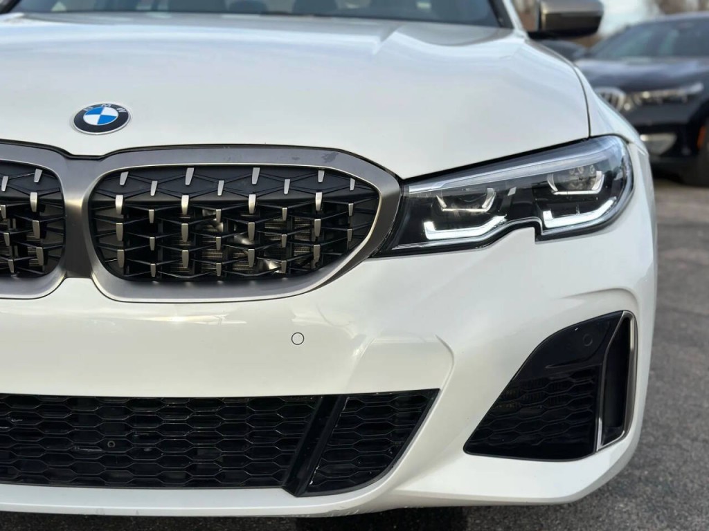 2020 BMW 3 Series Image 48