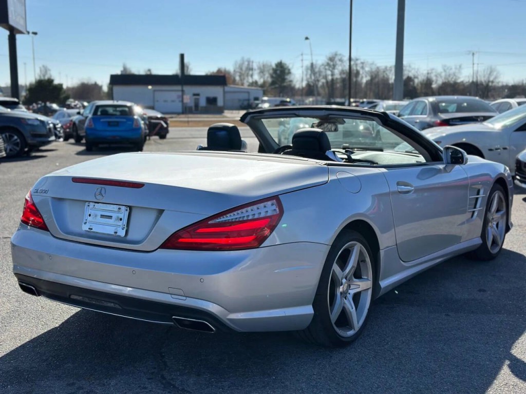 2015 Mercedes-Benz SL-Class Image 8