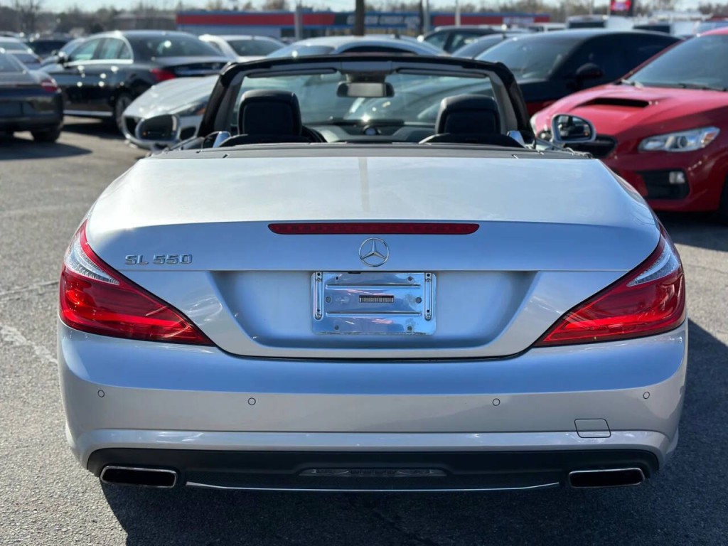 2015 Mercedes-Benz SL-Class Image 10