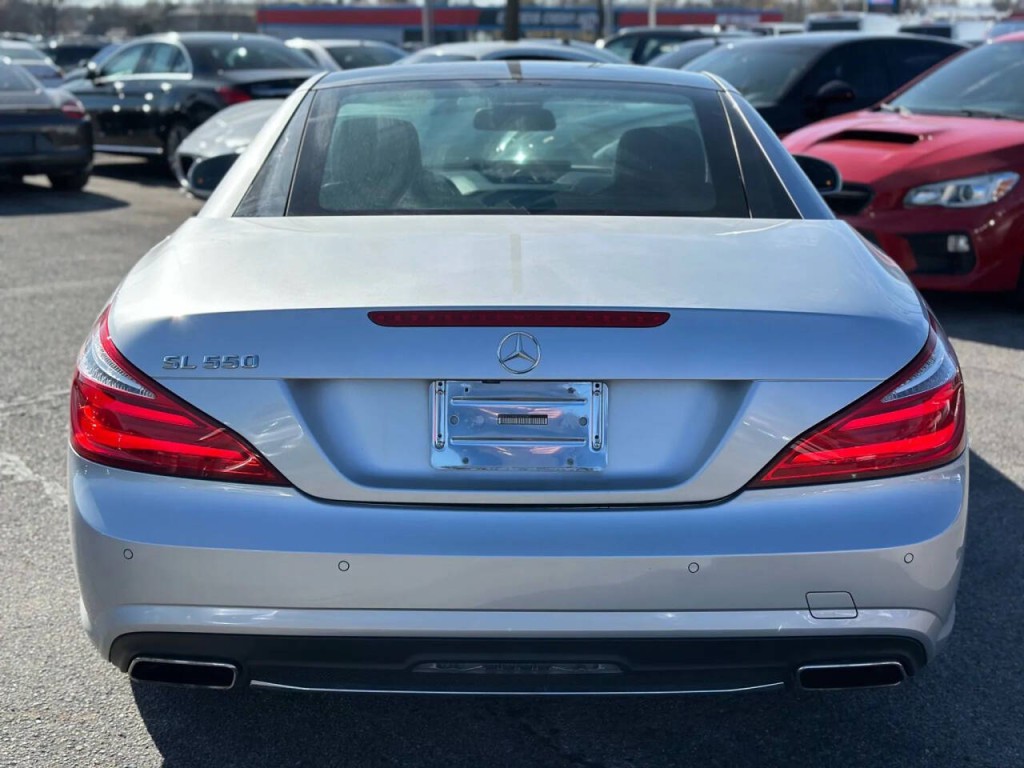 2015 Mercedes-Benz SL-Class Image 11