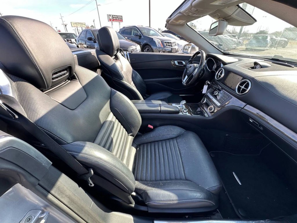 2015 Mercedes-Benz SL-Class Image 21
