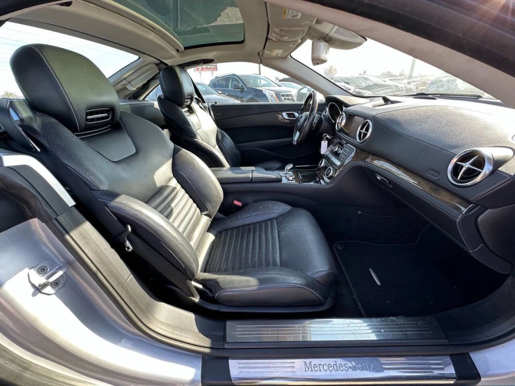 2015 Mercedes-Benz SL-Class Image 22