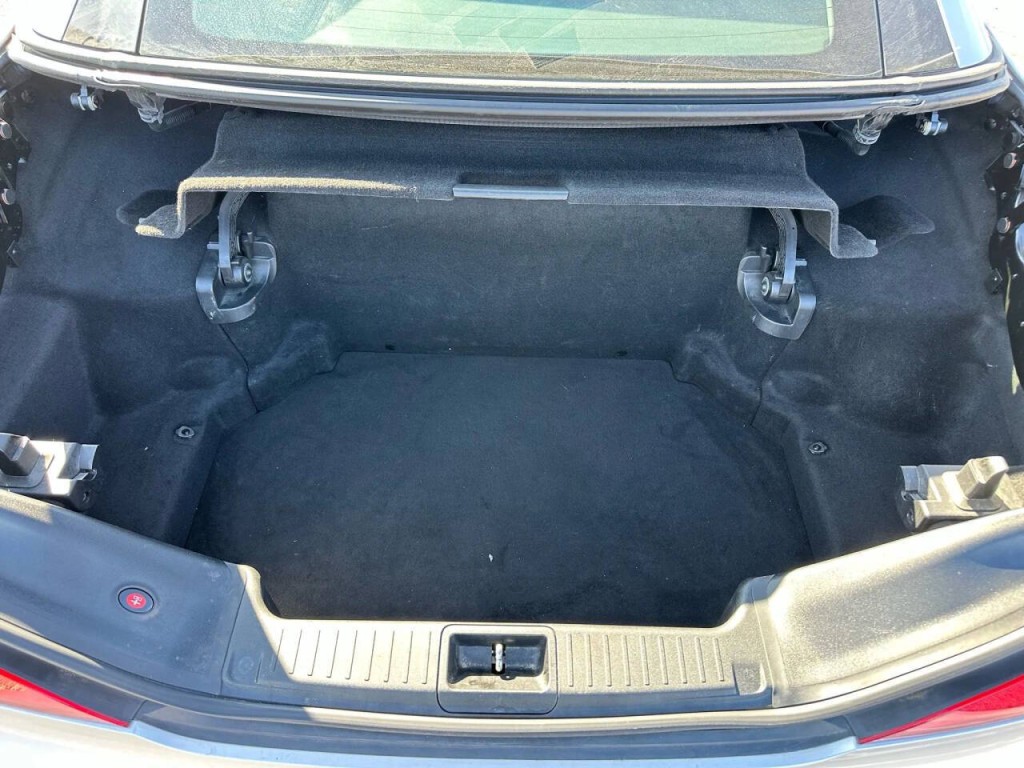 2015 Mercedes-Benz SL-Class Image 29