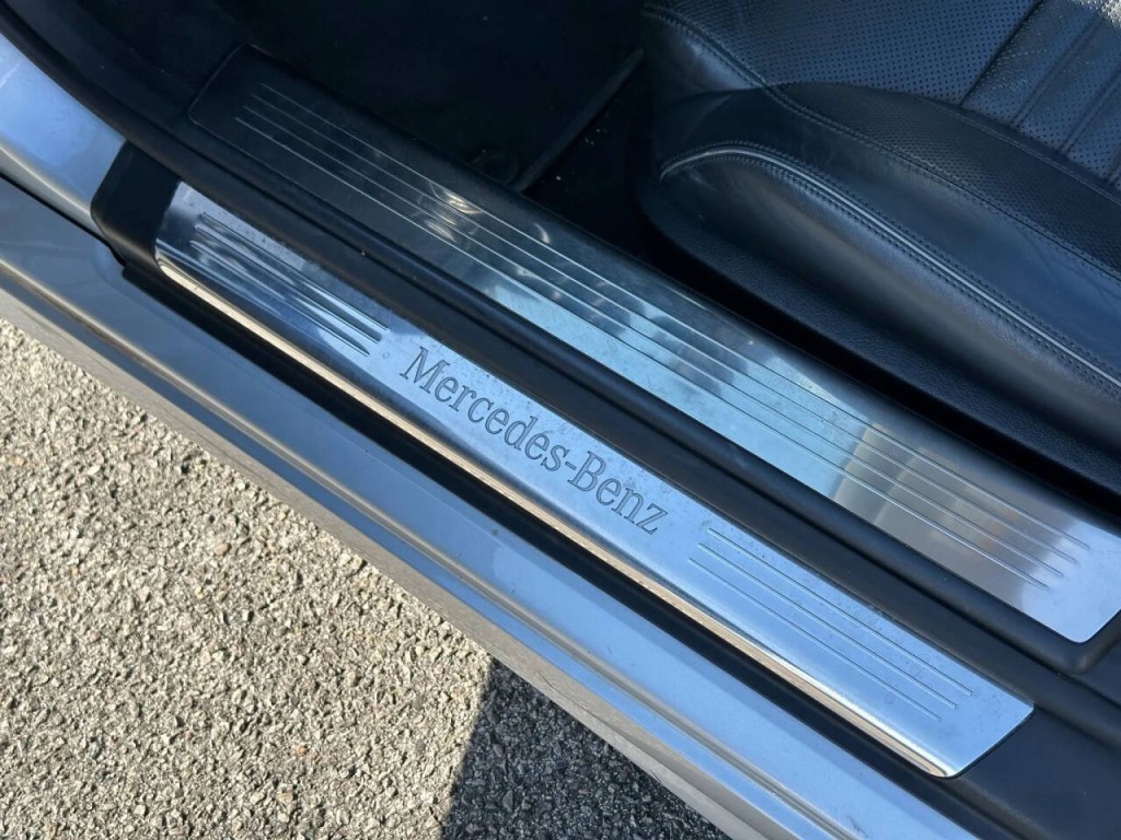 2015 Mercedes-Benz SL-Class Image 36