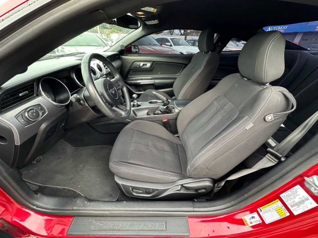 2020 Ford Mustang Image 10