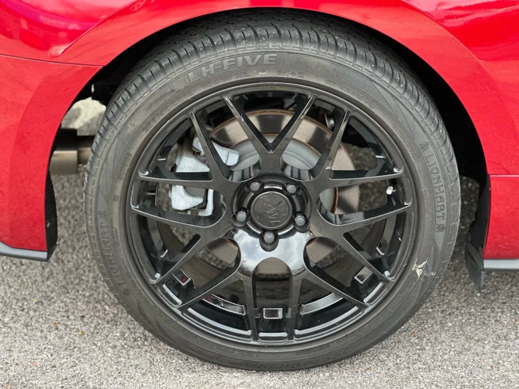 2020 Ford Mustang Image 24