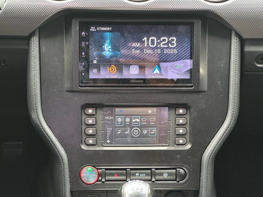 2020 Ford Mustang Image 37