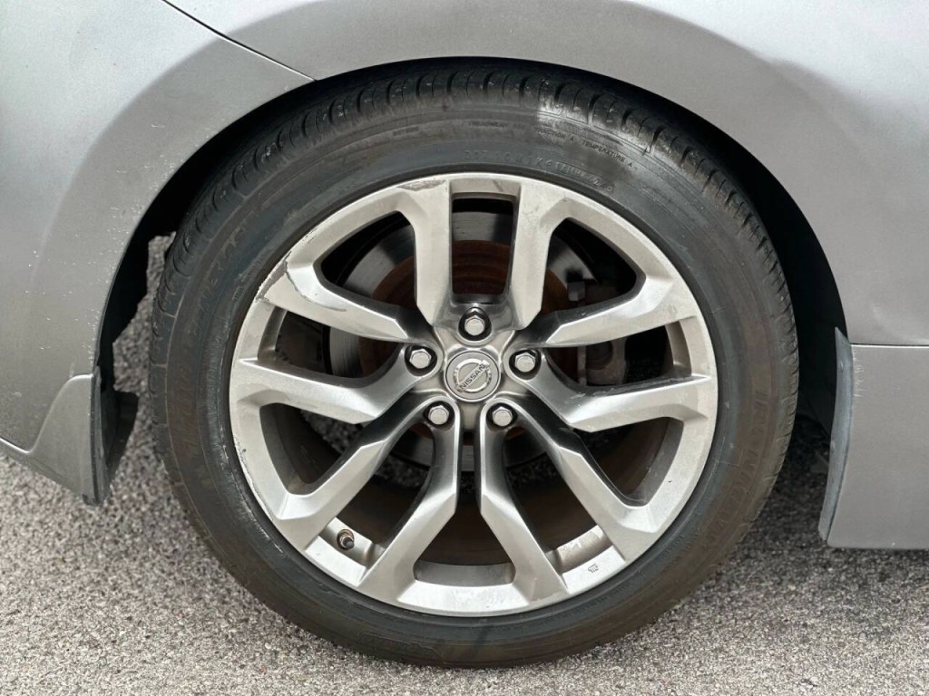2014 Nissan 370Z Image 17
