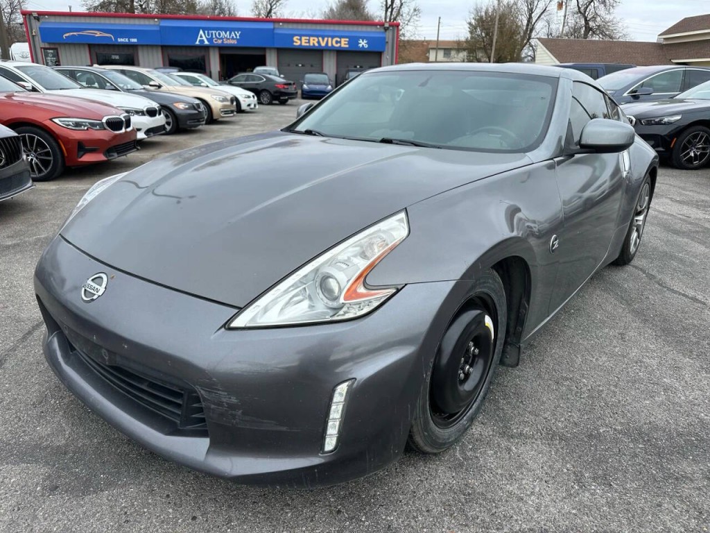 2014 Nissan 370Z Image 18