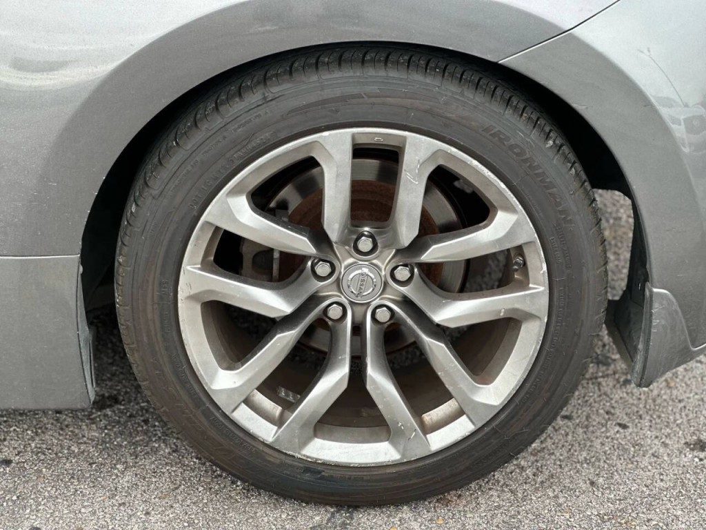 2014 Nissan 370Z Image 15